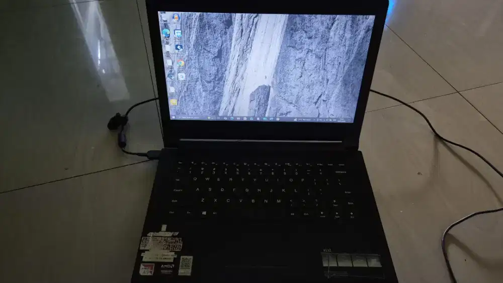 Laptop Lenovo AMD A9