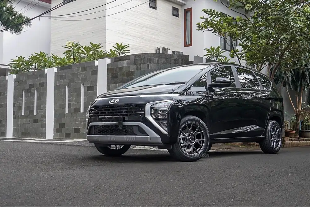 Hyundai Stargazer Prime AT 2022 Midnight Black