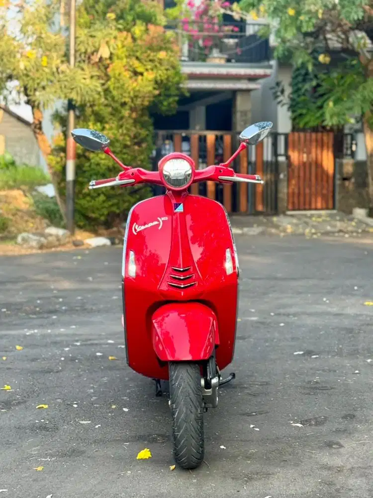 Vespa 946 ( RED) Product 2018