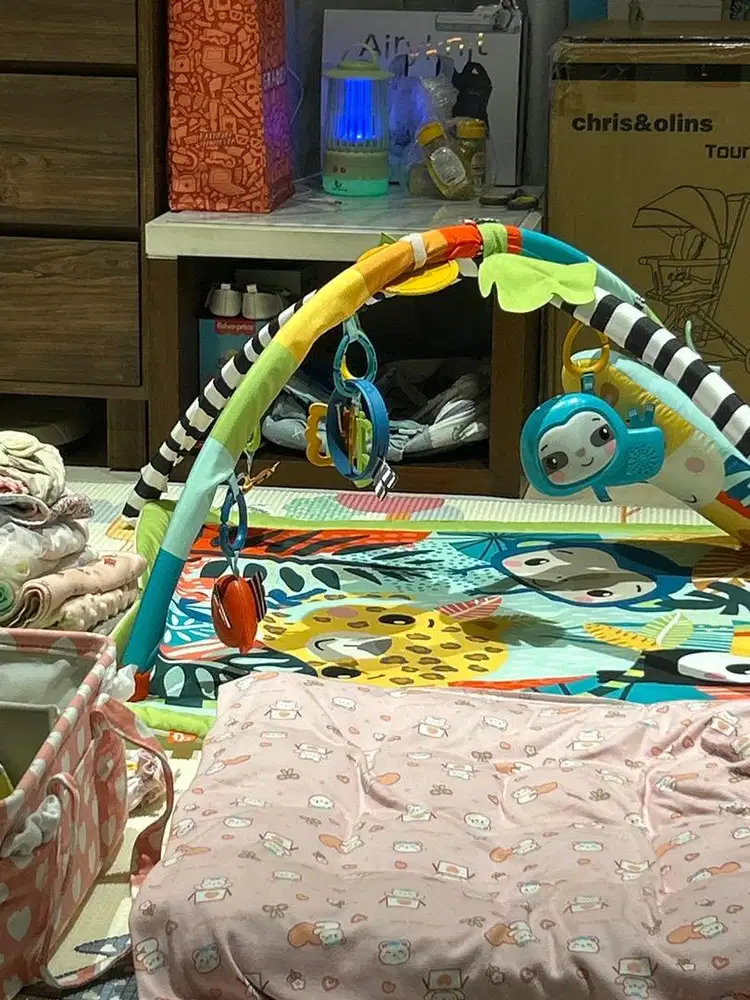 Butuh Pengasuh / Momong Bayi