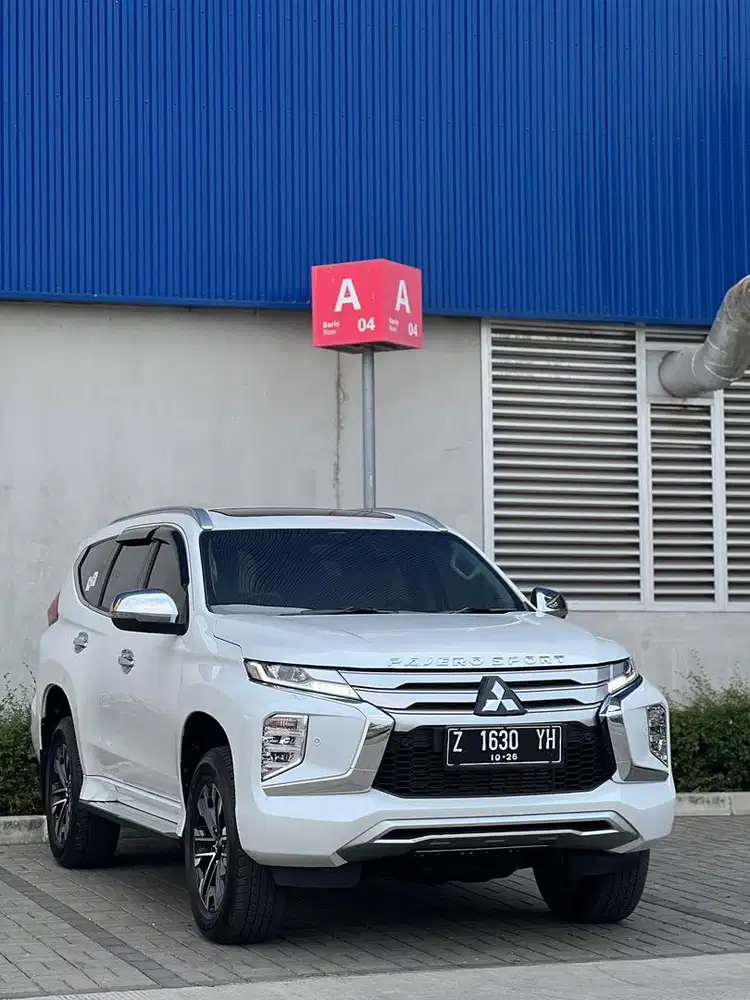 Pajero Dakar 2021 Putih pemakaian 2022