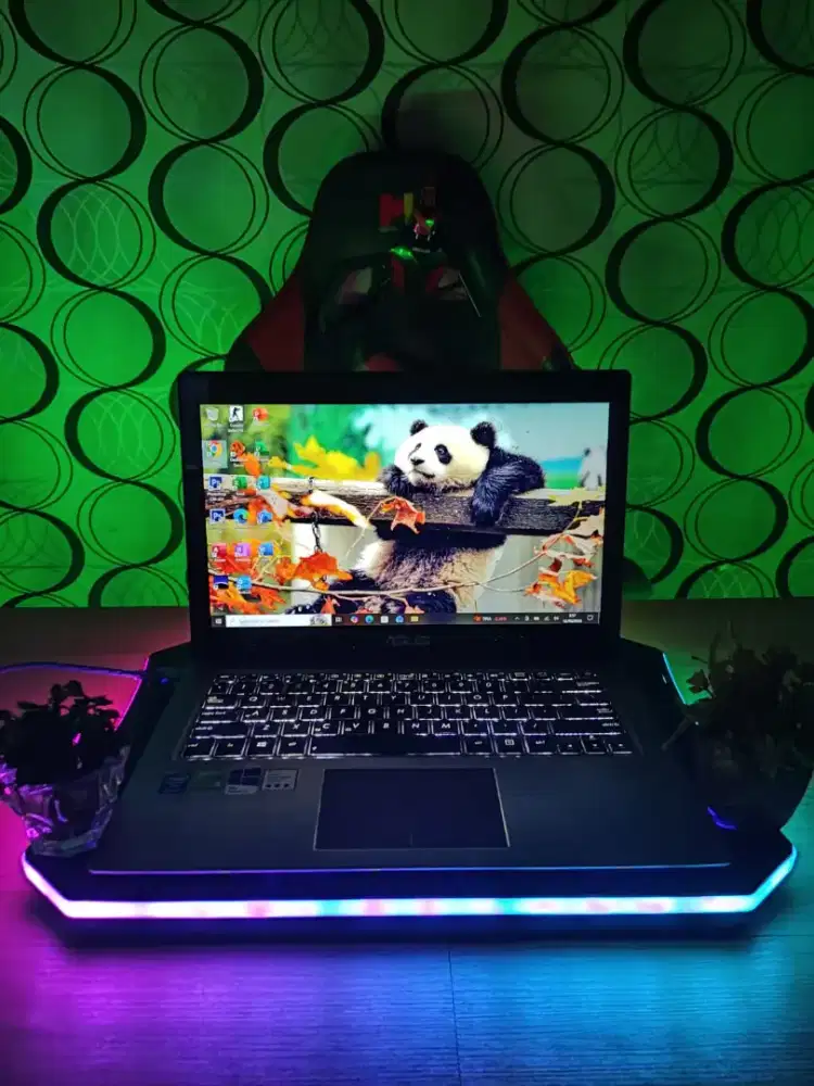 ASUS ZENBOOK UX302LG- -207 [Ram 10GB + SSD]