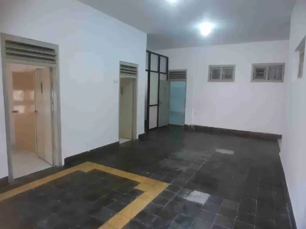 dijual / Disewakan rumah di jalan astina bandung