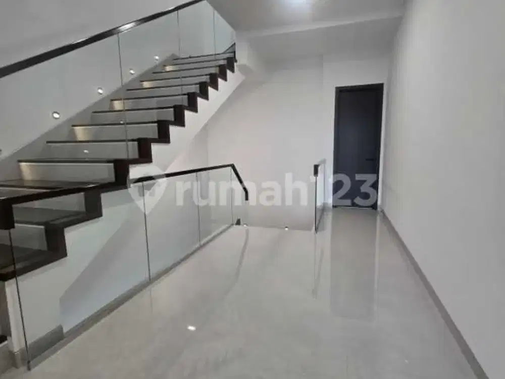 Dijual Rumah di Matera Lakeside Gading Serpong