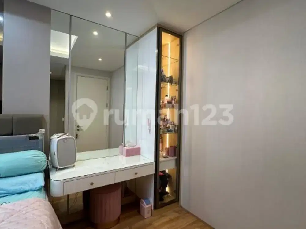 Dijual Rumah Furnished di Heritage Puri 11