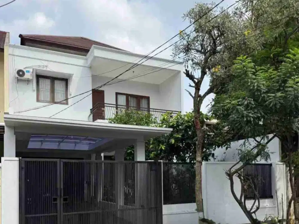 Rumah dua lantai dijual dalam komplek dekat cinere mall