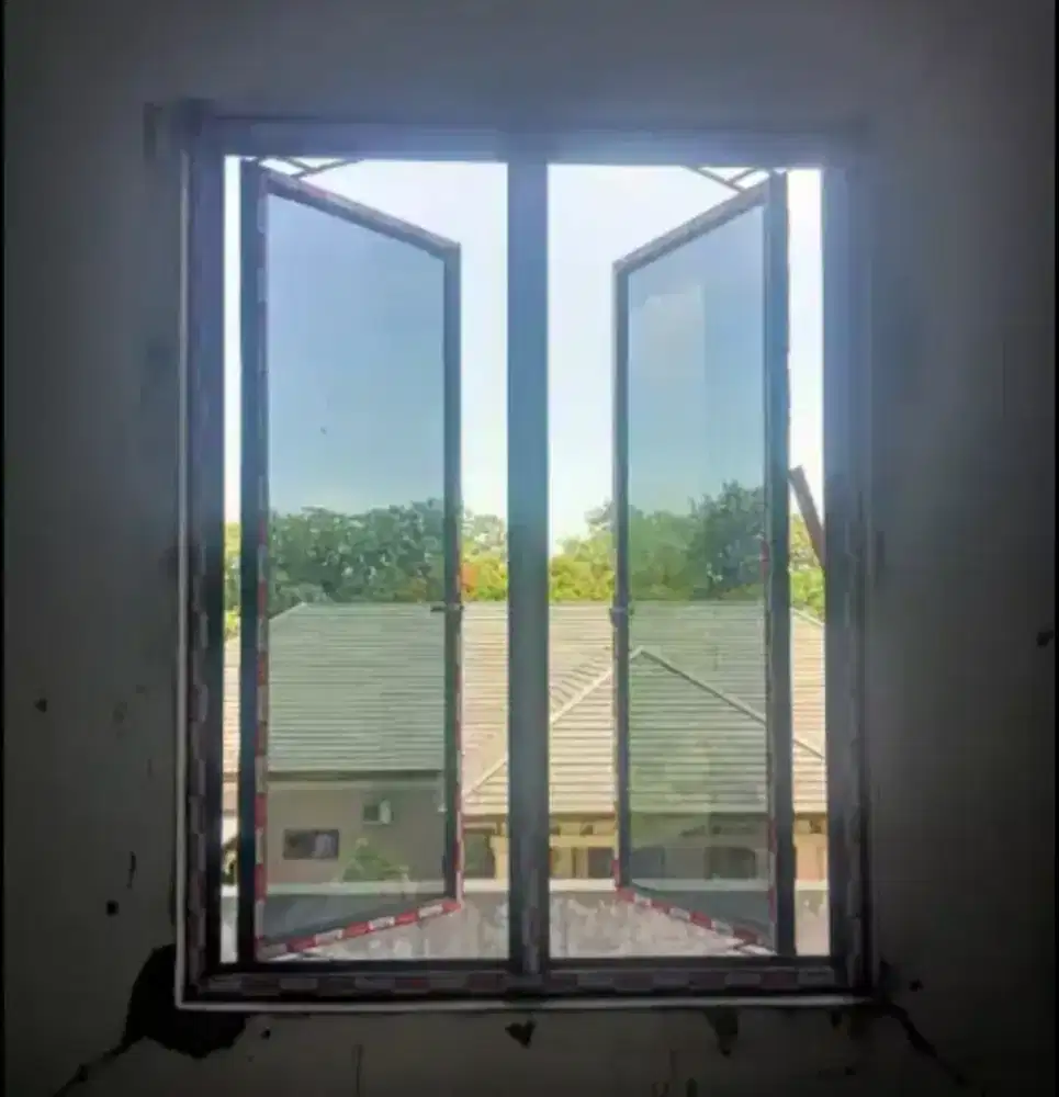 Jendela Kaca Aluminium