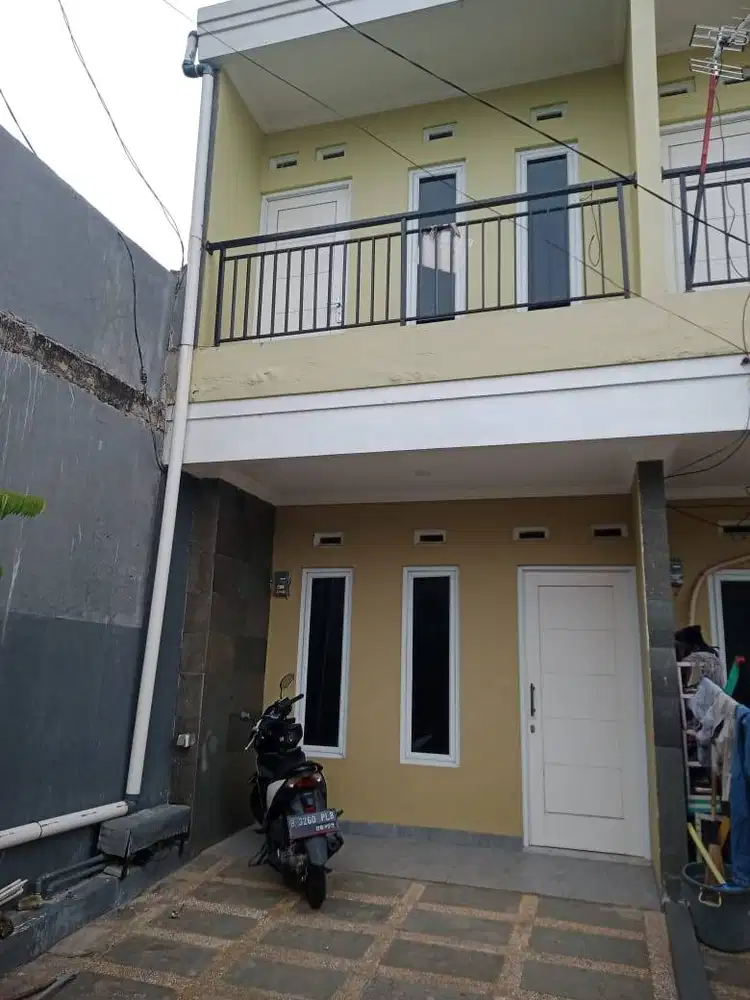 Dikontrakan 1 Unit Rumah Tahunan Condet