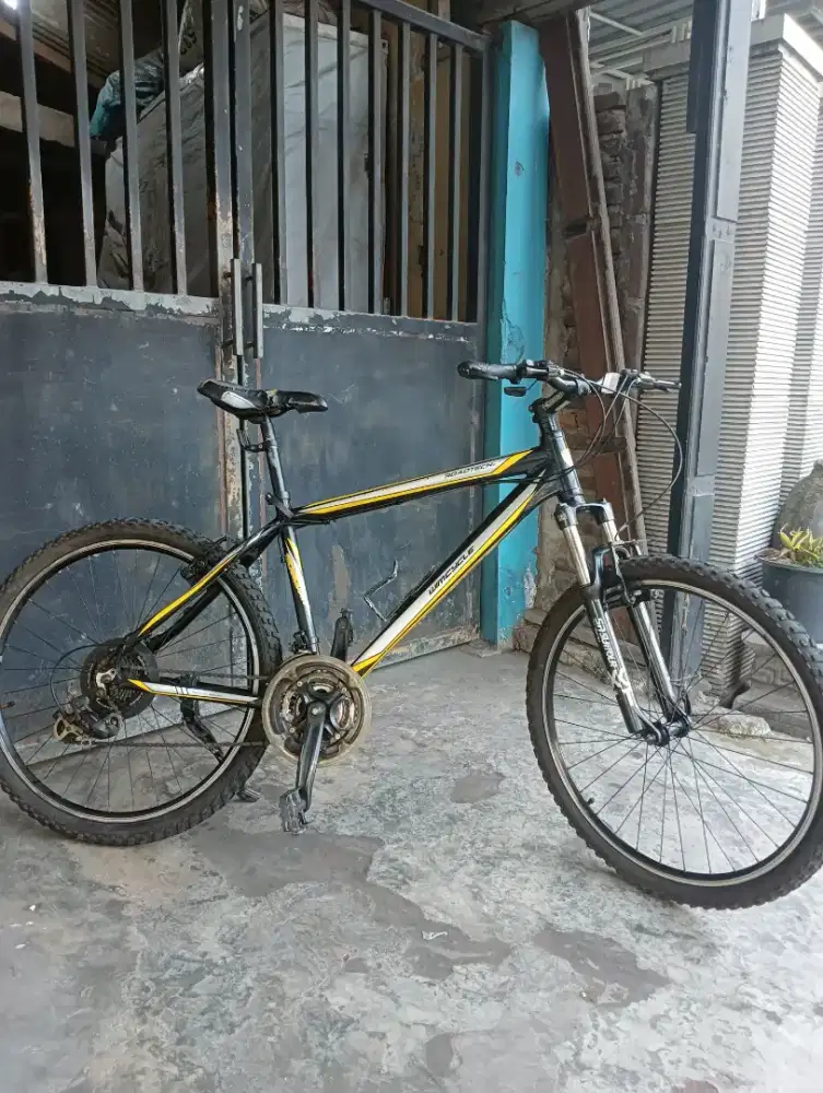 Sepeda Gunung Wimcycle roadtech