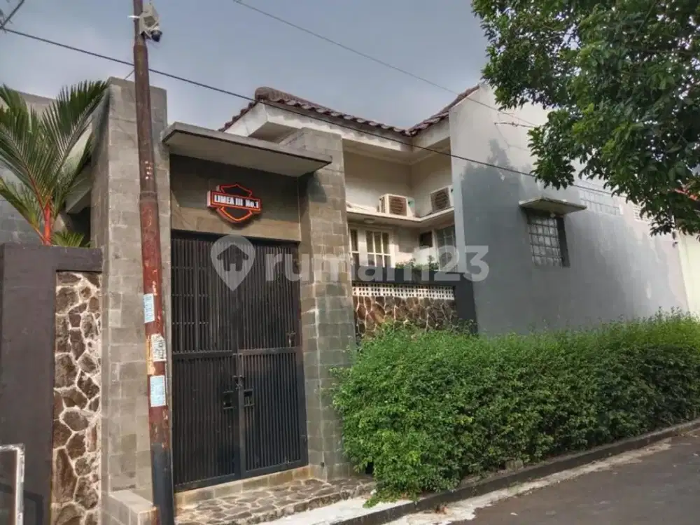 Rumah Siap Huni di Dalam Komplek di Pondok Ranji, Dijual
