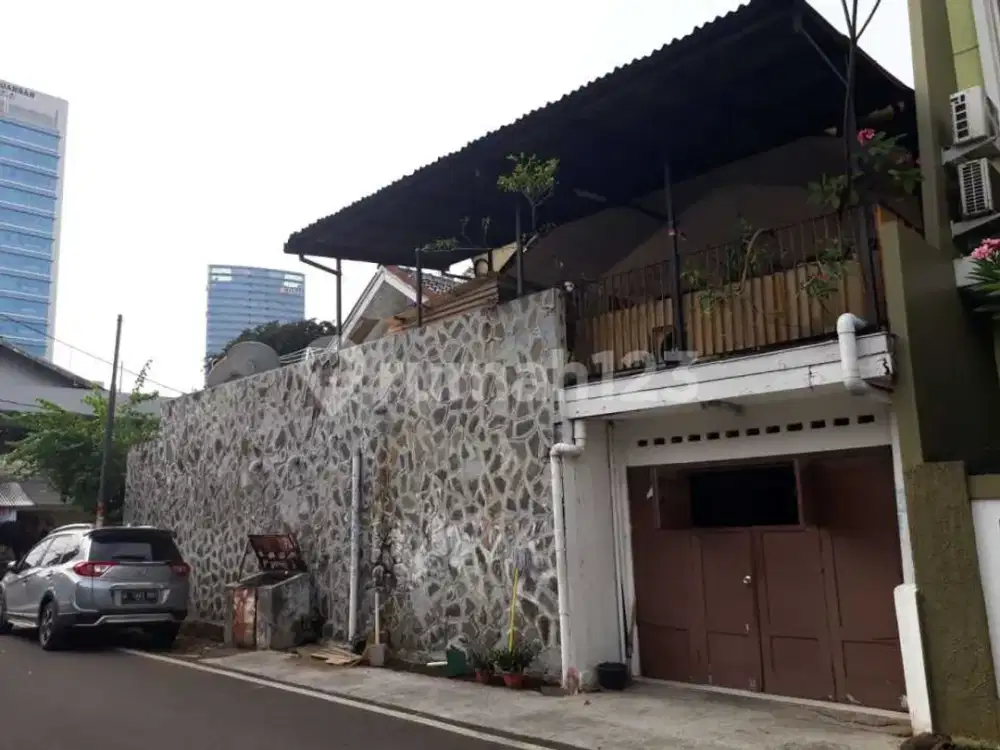 Turun Harga Rumah  Lama Di Pejompongan Yg  Berlokasi Di Apit Oleh Cbd Sudirman & Gatot Subroto
