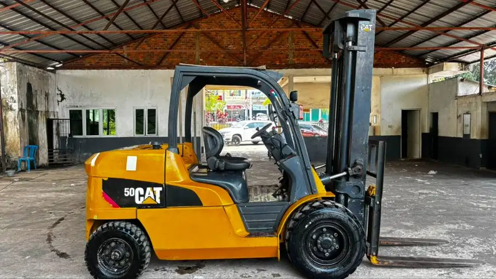Forklift Caterpillar 5 Ton 2017 Akhir (Pribadi)