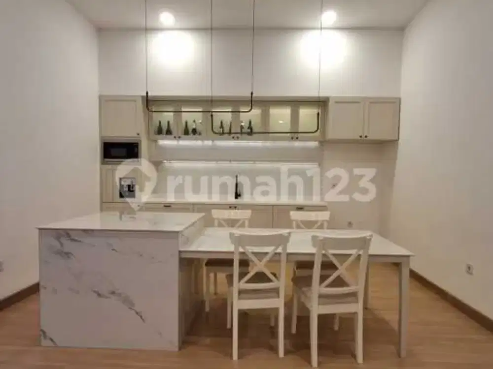 Brand New House Cluster Favorite di Alam Sutera