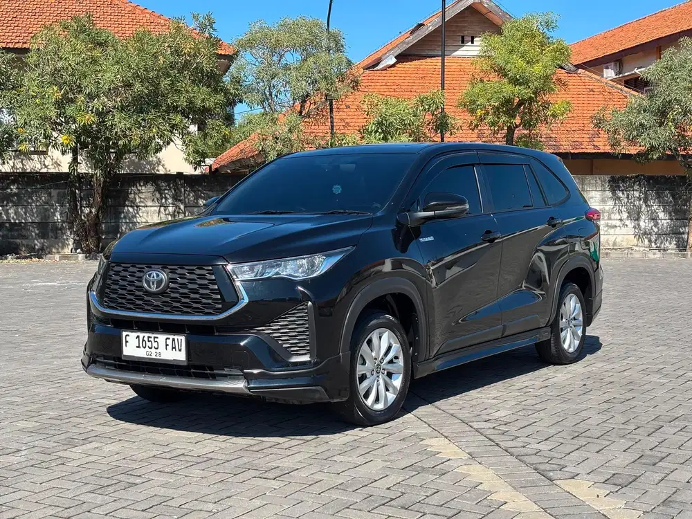 KM 10 RB ZENIX V HYBRID MODELISTA 2023