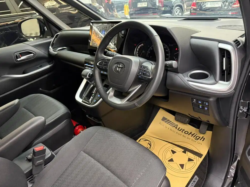 DP10% [Km6.000] Voxy 2025 Black Reg 2026 #AUTOHIGH