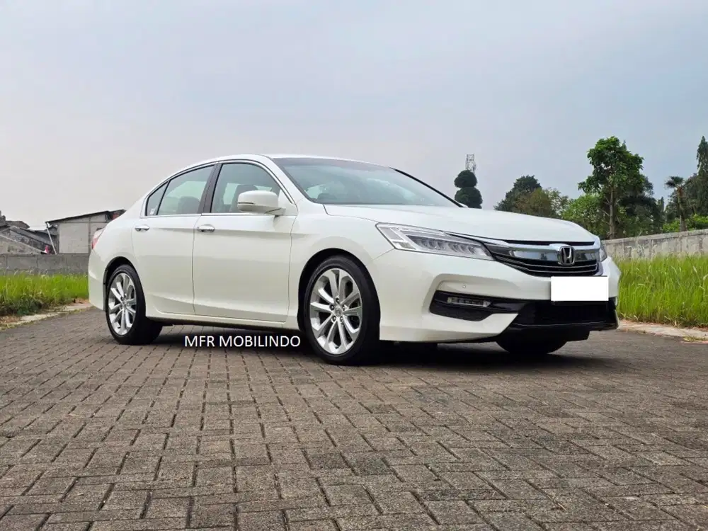 Tdp 0 - Honda Accord 2.4 VTIL AT 2017 Istimewa