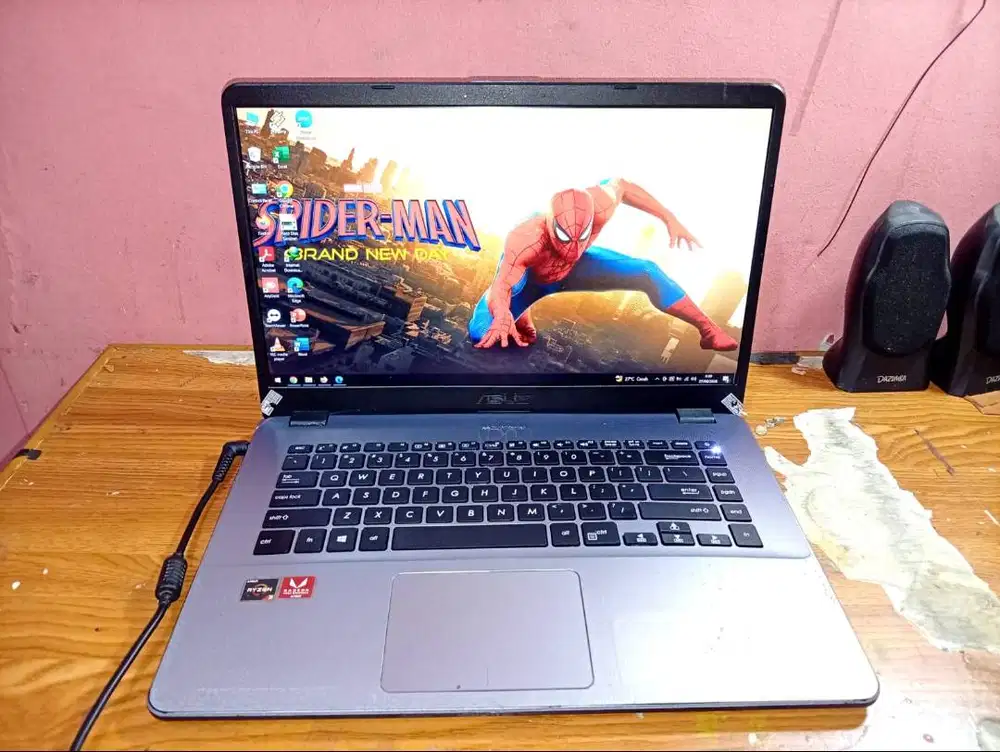 Laptop Asus X505ZA Ryzen 3-2200 Ram 4 HDD 500 Win 10 (Baterai Drop)