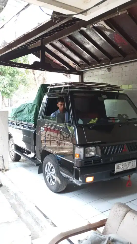Dibutuhkan Laki Laki Serabutan yang Bisa Supir usia 18 sd 25 tahun