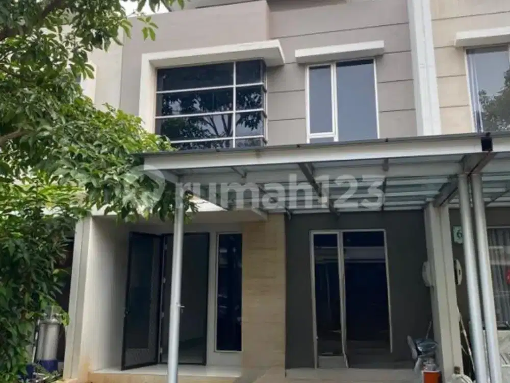 Disewakan Rumah Mewah di Golf Island