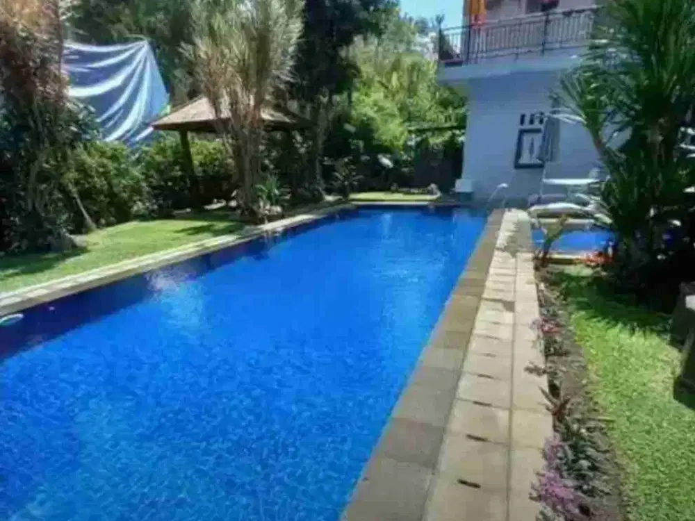 DIJUA CEPAT RUMAH FURNISH RESOR DAGO PAKAR KOLAM RENANG