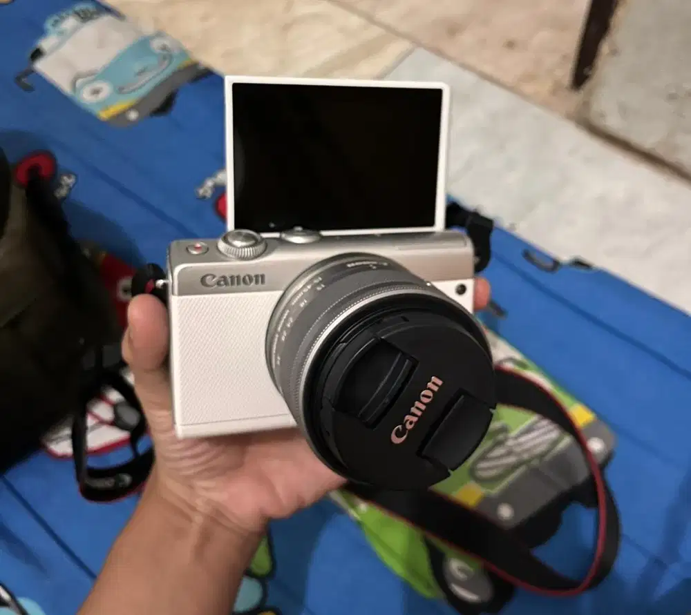 Canon EOS M100 Fullset