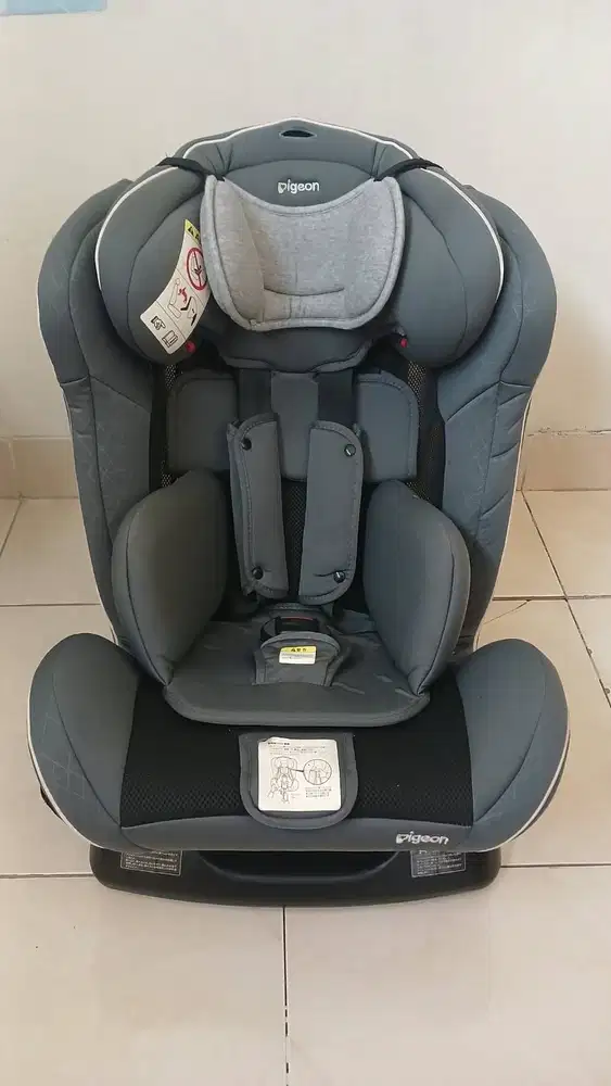 Car Seat Bayi Pigeon Coquille (ZY-22) - Japan Product - Lightly Used
