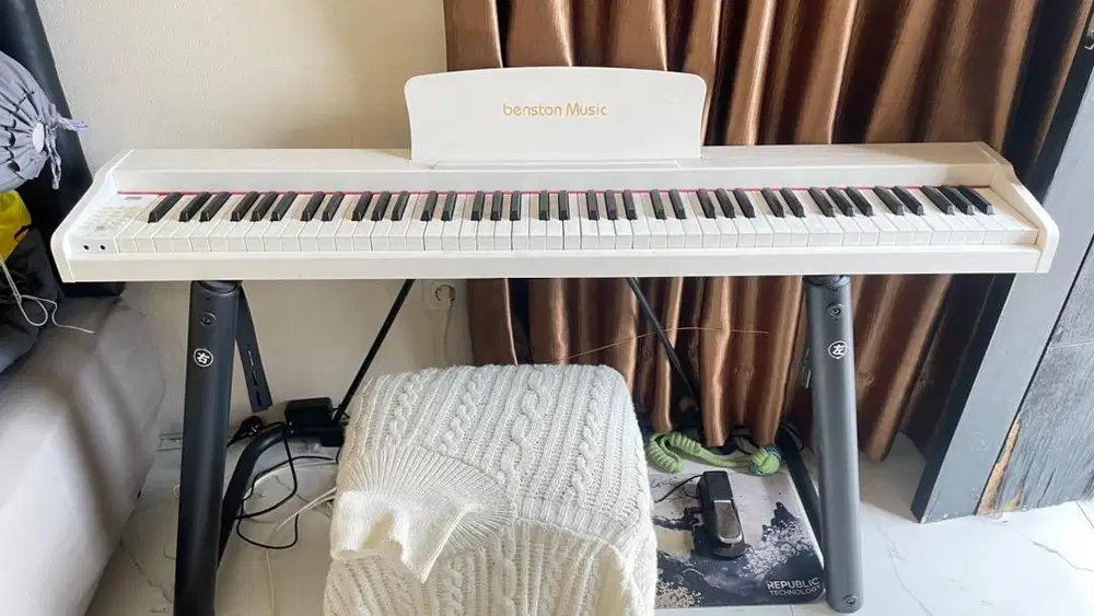jual_piano_bekas