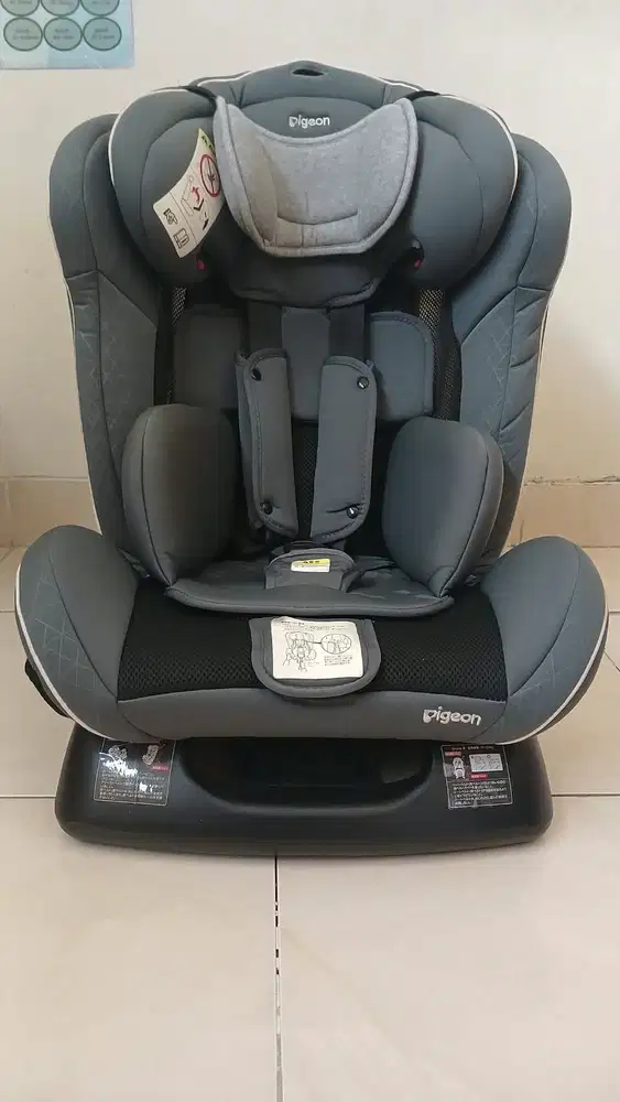 Car Seat Bayi Pigeon Coquille (ZY-22) - Japan Product - Lightly Used
