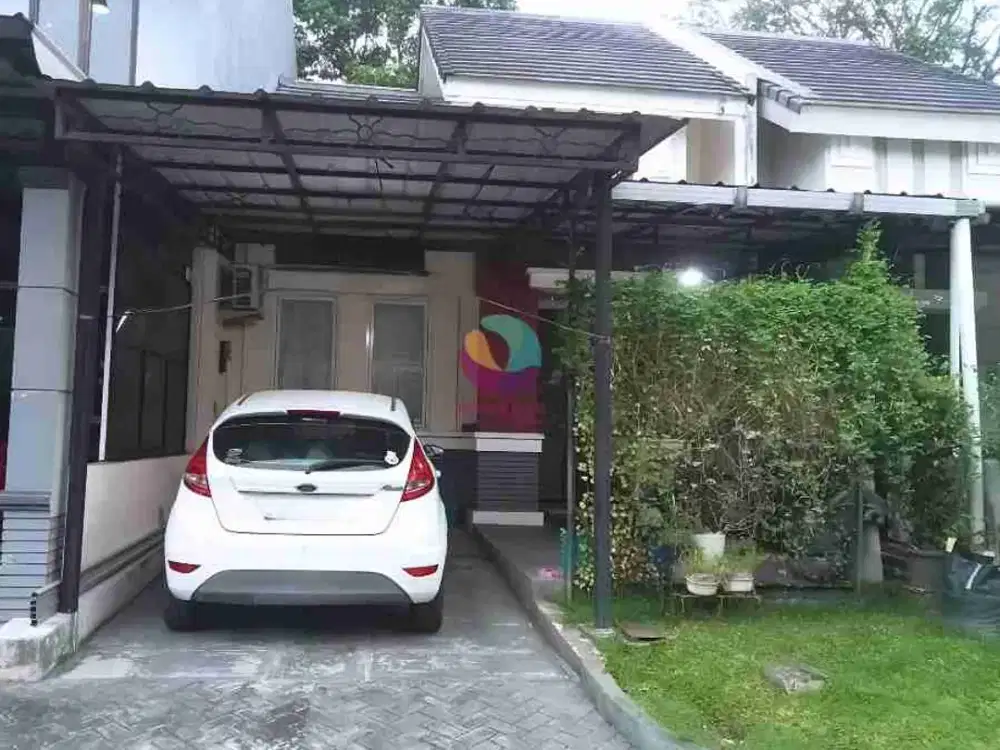 Dijual cepat rumah dekat pintu tol kota wisata