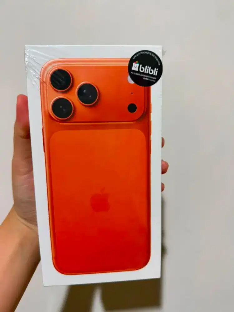 New iPhone 17 pro max 256gb cosmic oren ibox