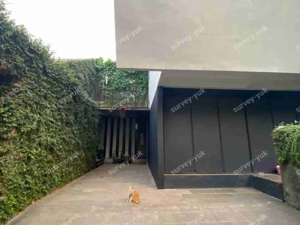Di sewakan 1 unit Rumah Lt 200m2 Lb 150 m2 bisa buat kantor Pondok Aren