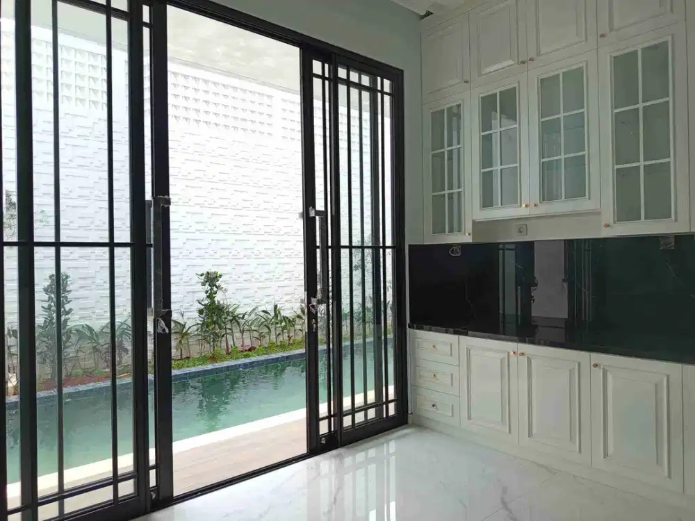 Rumah lux brand new dijual di Cilandak Jakarta Selatan