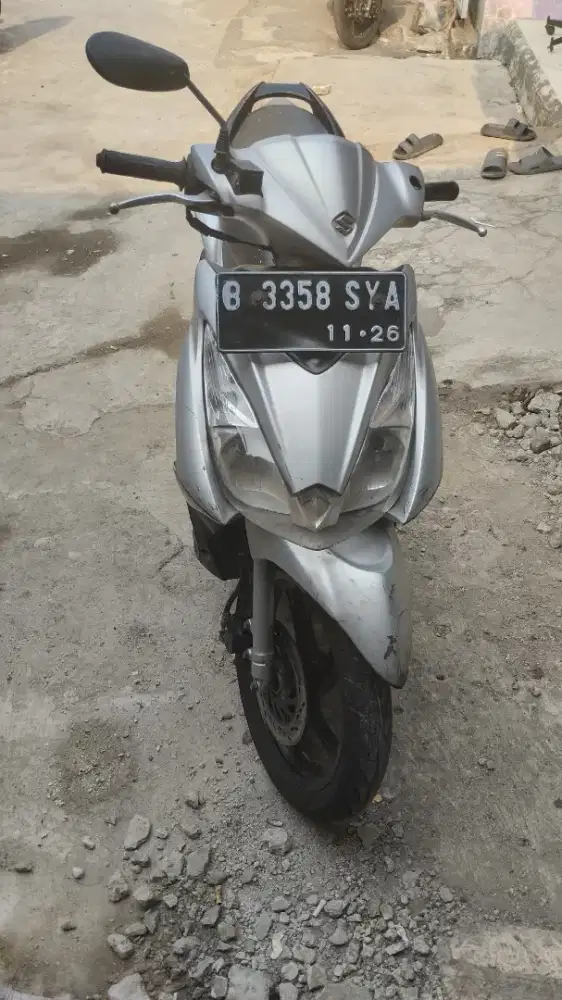 Jual Suzuki skydrive 125 silver