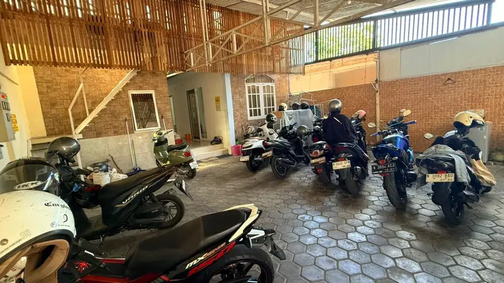 Rumah kos 21 kamar + 23 km mandi