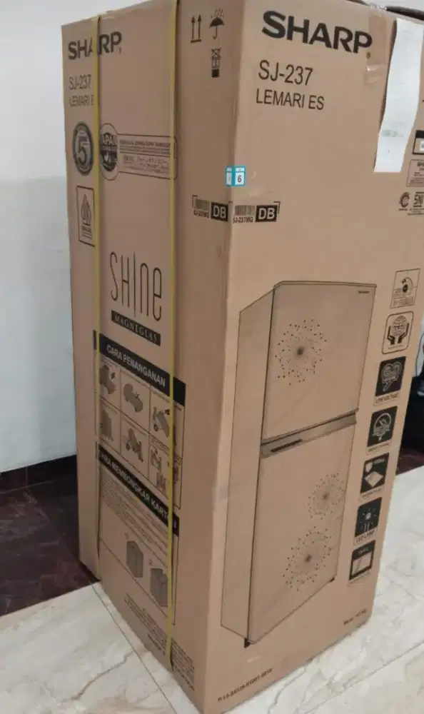 Kulkas Sharp 2 pintu Type SJ 237 DB