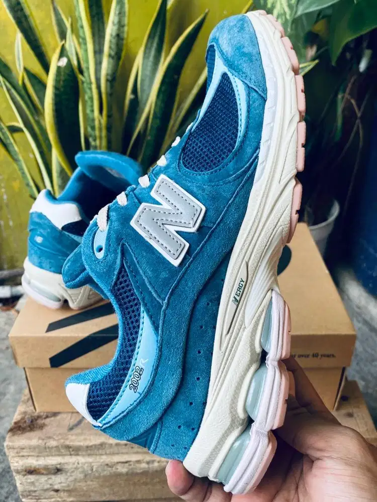 NEW BALANCE 2002R IMPORT BARU GRADE A