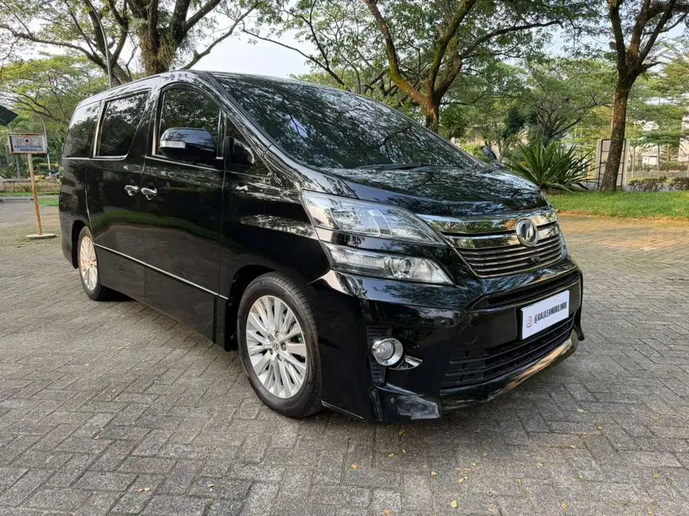 Toyota Vellfire ZG Facelift 2013 Bensin