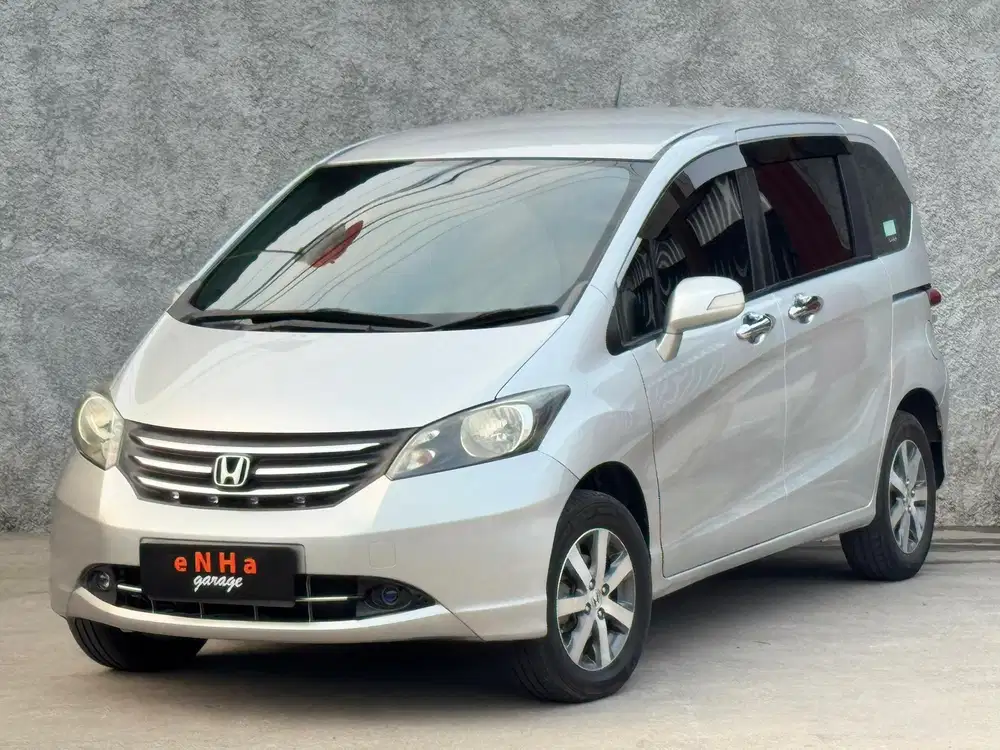 Dp 18 jt.. Honda FREED E PSD 1.5 A/T 2012.. eNHa garage Semarang..