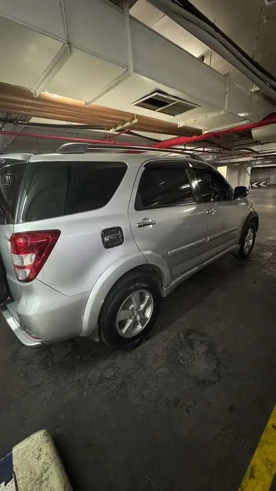 Toyota Rush 2010 Bensin