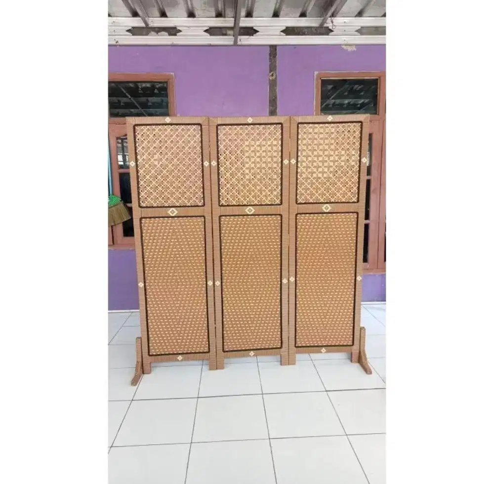 Ad 5 pintu y sekatna lebar 270 tinggi 170