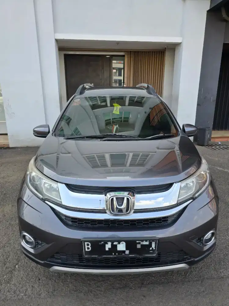 Dijual Honda BRV E CVT IVTEC 2016 Premium dan siap pakai