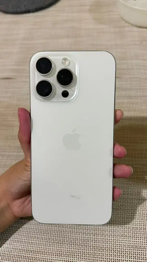 Dijual Iphone 15 Pro Max 256gb ex IBOX
