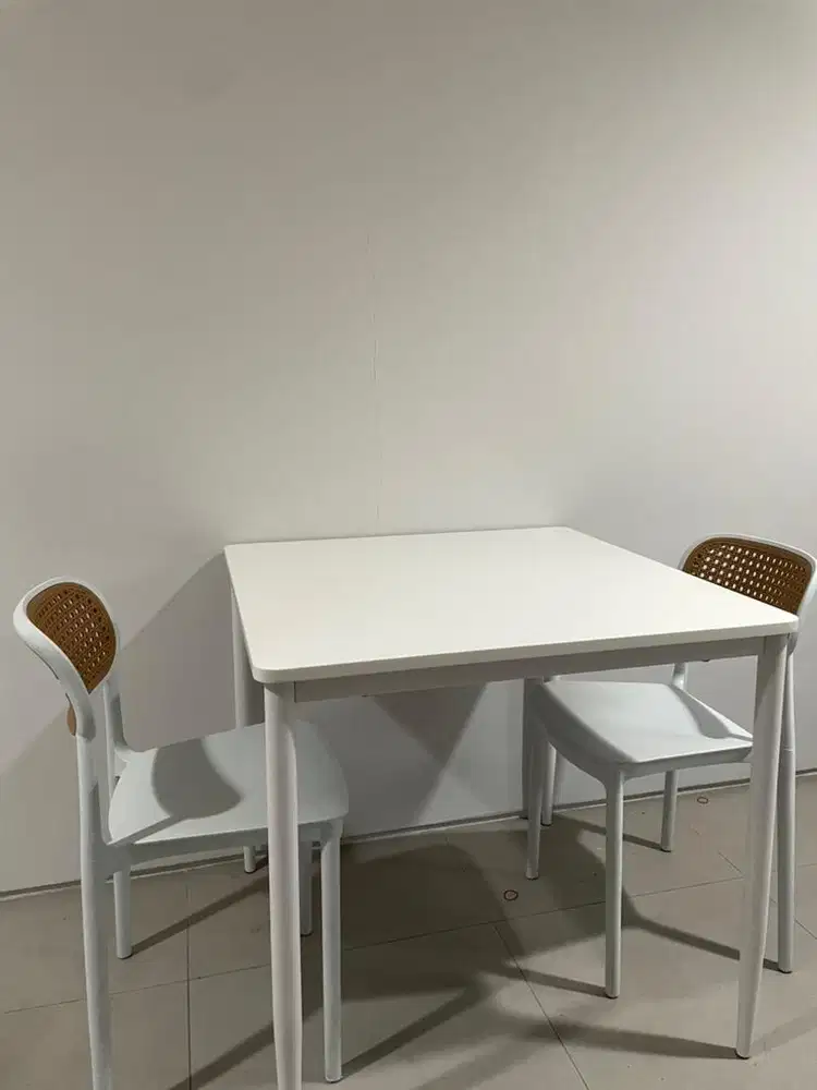 Meja Makan Informa & Kursi Aesthetic 2 pcs