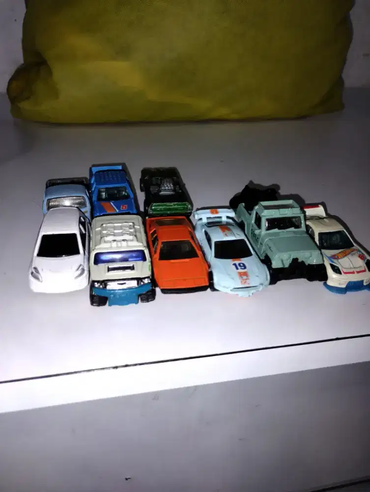 Hotwheels mainan murah