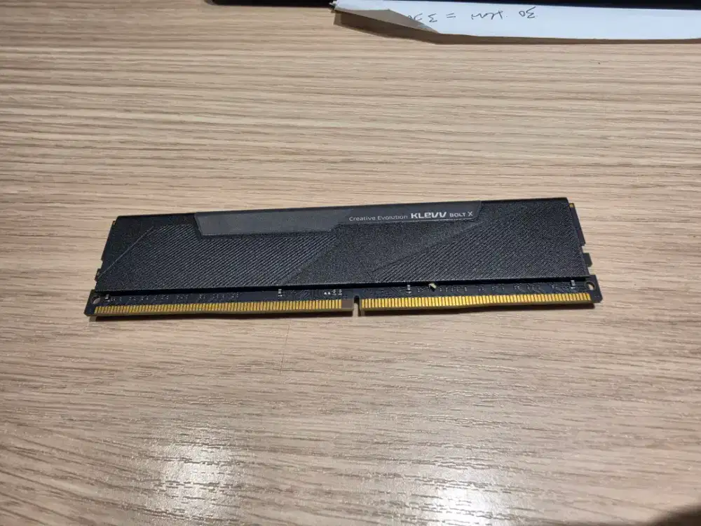 Jual RAM KLEVV BOLT X DDR4 3200 16GB
