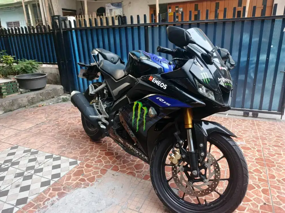 YAMAHA R15 V3 MONSTER EDITION BONUS MODIFAN (Knalpot Proliner, Rizoma)