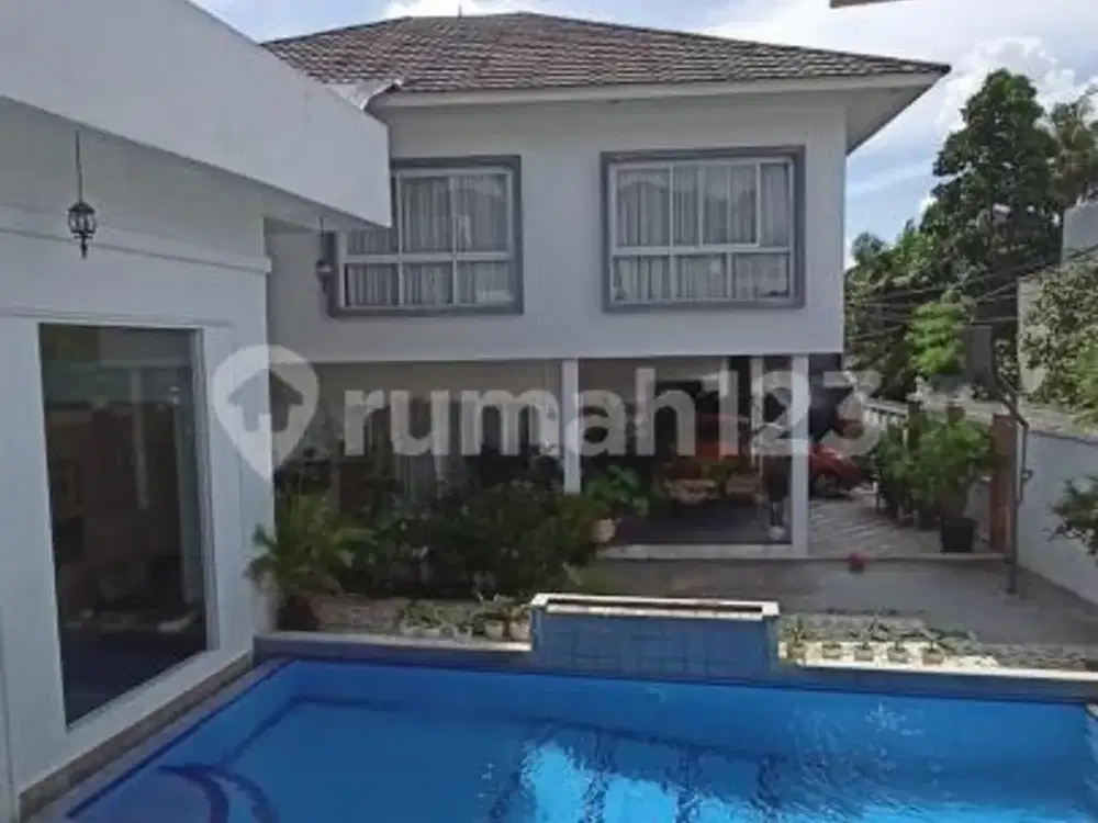 Rumah Villa Mewah di Ciputat Timur Berada di Dalam Townhouse Banting Harga