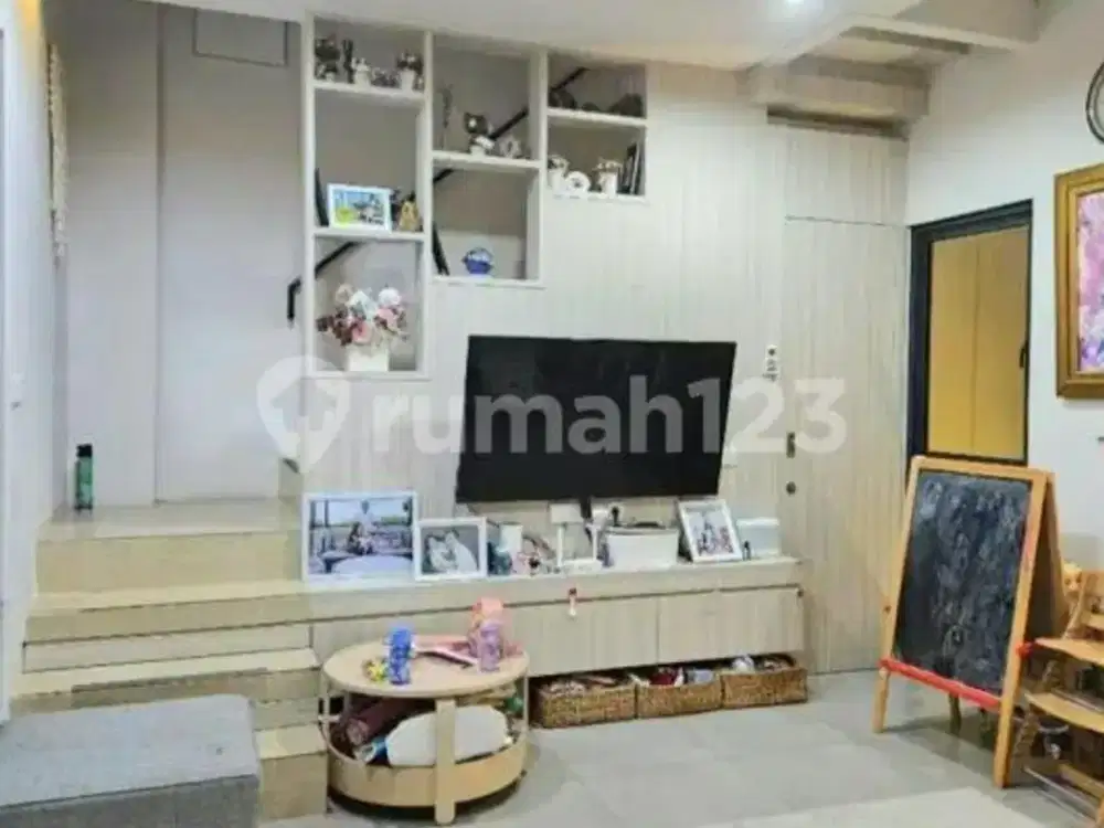 Rumah Minimalis 3 Lantai Tabebuya Impresahaus BSD City Full Furnish