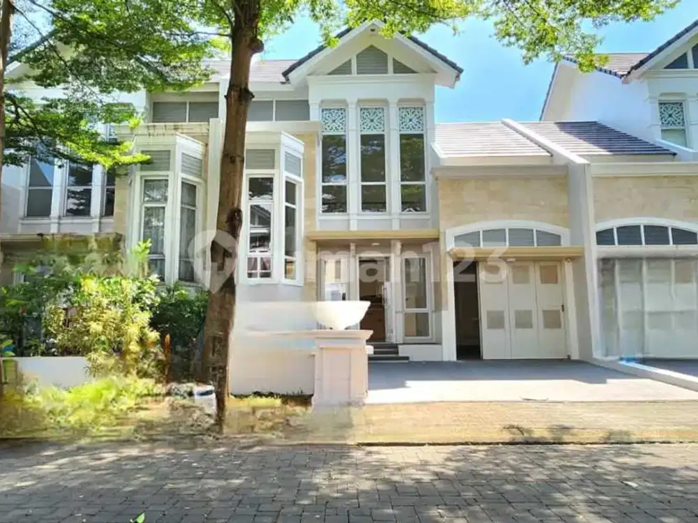 Rumah Baru Whitsand Greenwich BSD Belum Pernah Huni Kondisi Sangat Rapih Apik