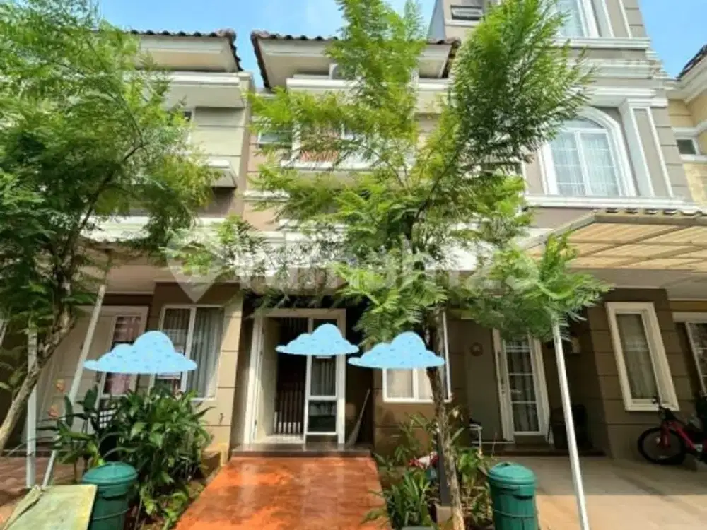 Rumah Amarillo Village Gading Serpong Full Furnish Kondisi Terawat dan Strategis